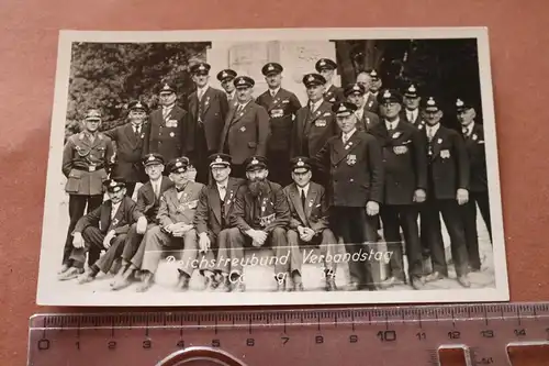 tolles altes Foto - Reichstreubund Coburg 1934 - viele Ordensträger