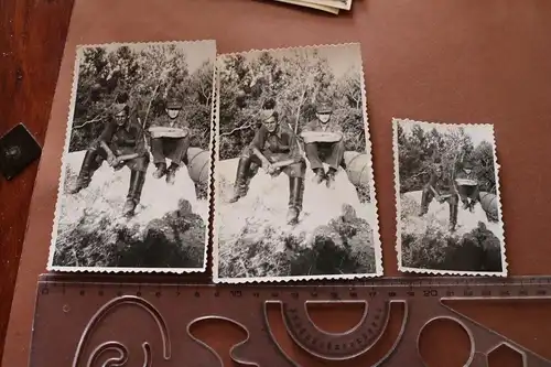 drei tolle alte Fotos - zwei Soldaten im Westen 1944 