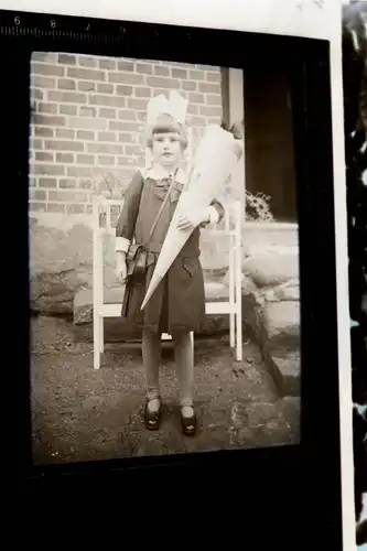 tolles altes Glasnegativ - Mädchen mit Schultüte 
