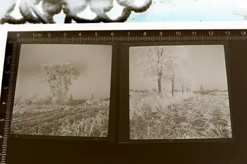 zwei alte Negative  - Landschaft gefroren - Hintergrund Windmühle - Ort ?