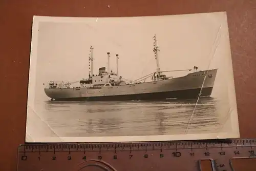 tolles altes Foto - Frachtschiff Messina - Hamburg - Alter ???