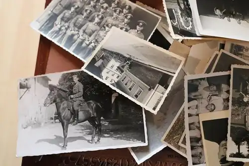 66 alte Fotos eines Soldaten - Kavallerie ?? Frankreich ?