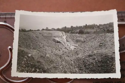 altes Foto - Bunkeranlage Geschützturm - Maginotlinie ???