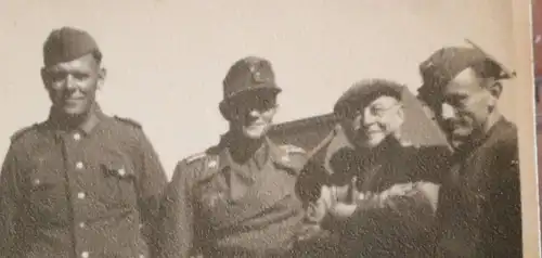 altes Foto - Soldat StuG-truppe und andere - 