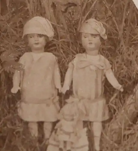 tolles altes Foto  von drei Kinderpuppen - 1900-1910 ??