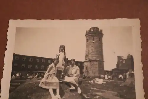 zwei tolle alte Fotos - Ausflug zum Brocken 1931  Harz