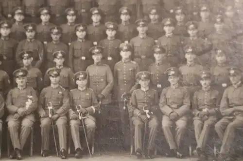 tolles altes Gruppenfoto - Soldaten der Reichswehr - Ort ???