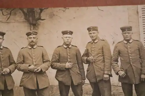 tolles altes Foto - Gruppe Soldaten Kgl. Sächs. Res. Feldlazarett Stempel