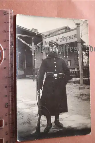 tolles altes Foto - Landsturmsoldat am Bahnhof Barmen-Wichlinghausen 1914 