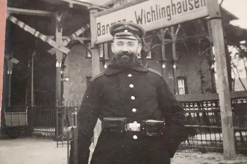 tolles altes Foto - Landsturmsoldat am Bahnhof Barmen-Wichlinghausen 1914