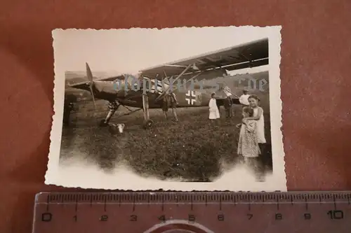 altes Foto - Aufklärer Fieseler Fi 156  bei Be ???