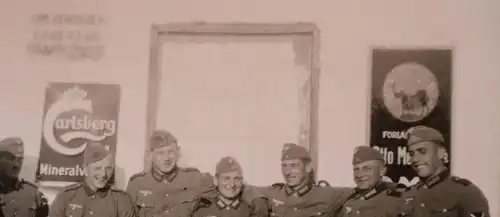  altes Foto -  Soldaten Dänemark Bäckerei Chr. Henrikson - Werbung Carlsberg Min
