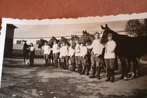 altes Foto Gruppe Soldaten mit Pferde - Heilbronn - Ludendorffkaserne 1939