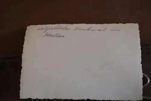 altes Foto Sowjetisches Denkmal in Stalino 