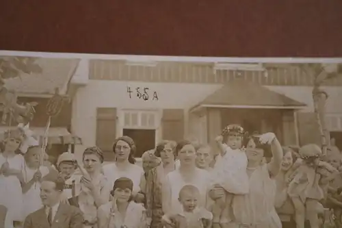 tolles altes Gruppenfoto -Urlaubsgäste ??  Oberhof 1924