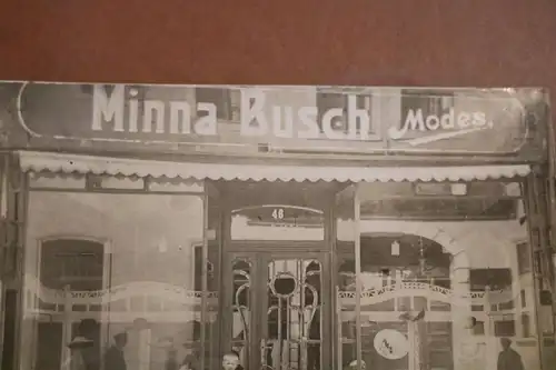 tolles altes Foto - Modegeschäft Hutgeschäft Minna Busch - Ort ??? Hausnr. 46