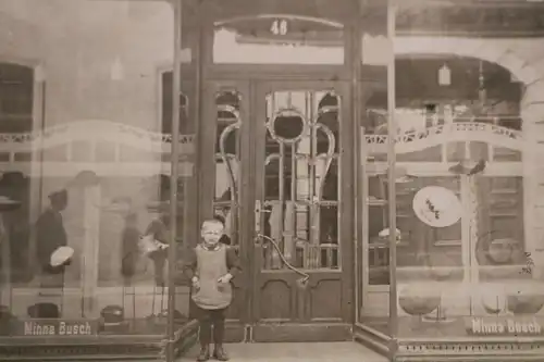 tolles altes Foto - Modegeschäft Hutgeschäft Minna Busch - Ort ??? Hausnr. 46