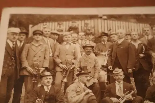 tolles altes Foto - Gruppe Männer, Musikanten in Marienburg 1926