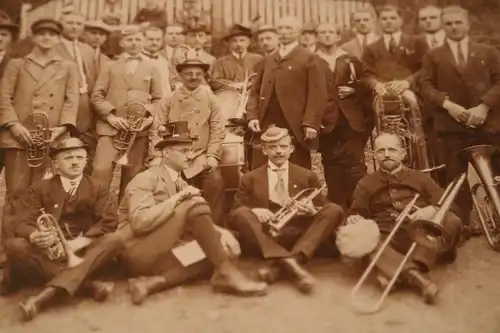 tolles altes Foto - Gruppe Männer, Musikanten in Marienburg 1926