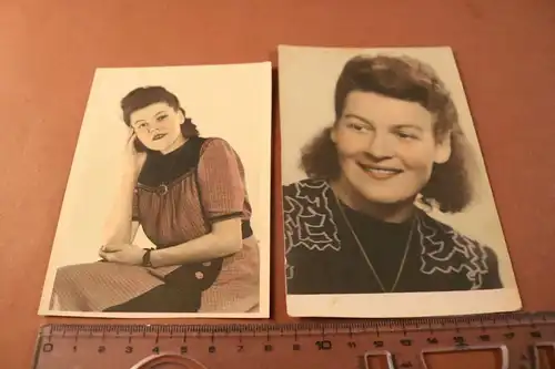 zwei tolle alte Fotos - Portraits hübsche Frau - coloriert 40-50er Jahre ??