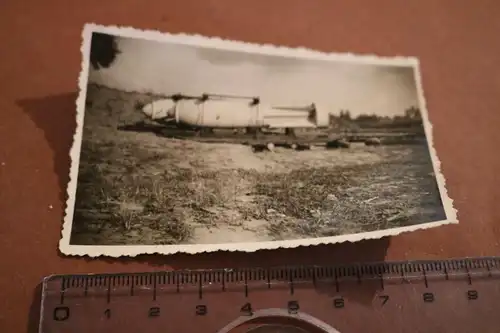 tolles altes Foto -  große Bombe 