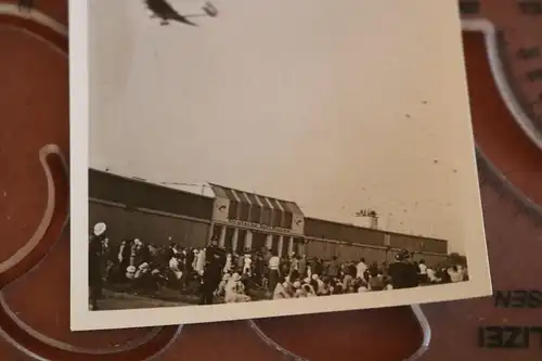 tolles altes Foto Flughafen - Deutsche Lufthansa - 30er Jahre ?? Ort ??