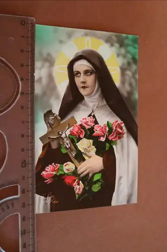 tolle alte Karte - heilige Nonne , Ordensschwester mit Jesuskreuz 