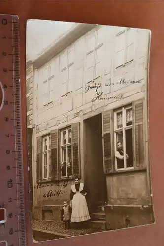 tolles altes Foto - Häuserfront - Gebäude  in Burg ?? 1911