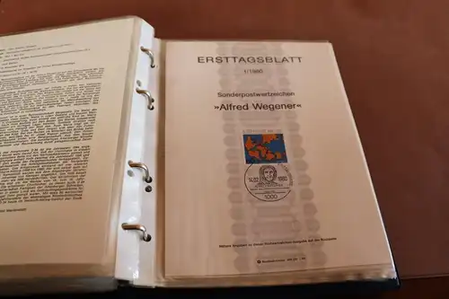 altes Album  Ersttagsblätter 72 Stück Bundespost Berlin 1977-1982 - Komplett ?