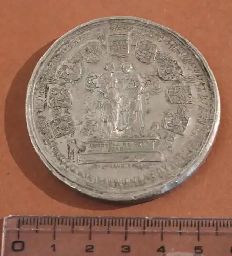 tolle alte Augsburg Stadt: Zinnmedaille auf das Reichs Vikariatsgericht 1742