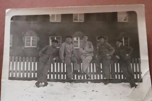 zwei alte Fotos Festzug in Posen und Soldaten in Posen ca. 1930