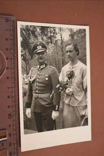 tolles altes Foto - Soldat mit Ehefrau - Dresden 40er Jahre