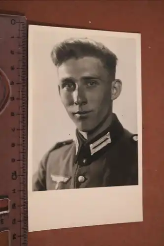 tolles altes Foto - Portrait  eines Soldaten . Köln ?? 