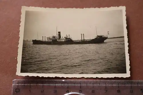 tolles altes Foto  mir unbekanntes Schiff - Bremerhaven 1934 