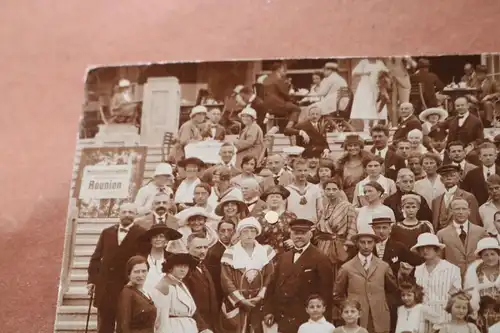tolles altes Gruppenfoto Gäste auf Westerland-Sylt 20-30er Jahre 