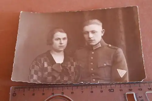 altes Foto - Portrait Frau und Soldat - Reichswehr ??