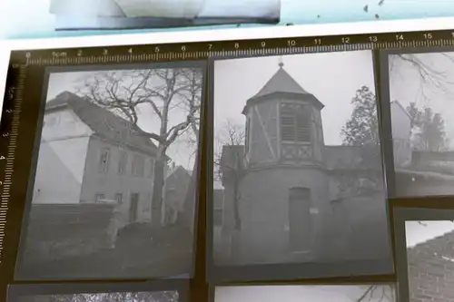 sieben tolle alte Negative vers . Gebäude,, Kirche . 30-40er Jahre - Ort ???