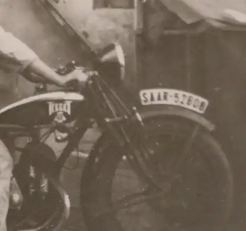 tolles altes Foto Soldat mit Oldtimer Motorrad Terrot - Saar Kennzeichen 1939/40