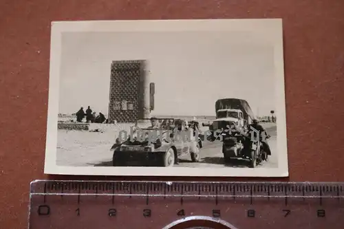 tolles altes Foto VW Kübel  Krad DAK  Afrika - Denkmal Tobruk 