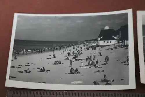 zwei tolle alte Fotos - Strand Ostsee  50-70er Jahre ?