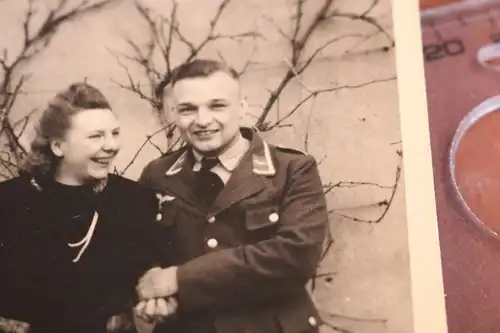 tolles altes Foto eines Soldaten der Luftwaffe mit Frau