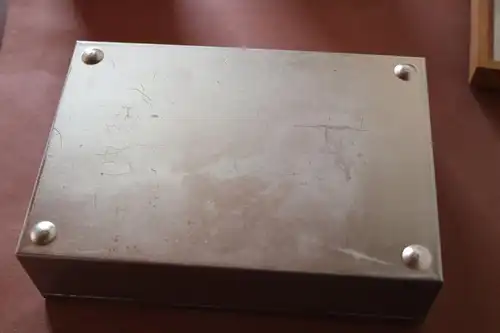 altes Zigaretten/ Zigarren -Etui - Box - Metall - Motiv Gefecht von Galeonen ? 