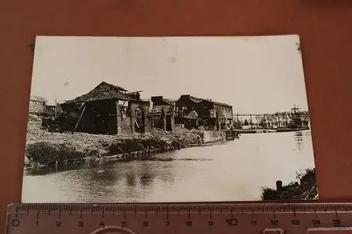 altes Foto  zerstörte Munitionsfabrik ? bei Biache ?? Frankreich 1917