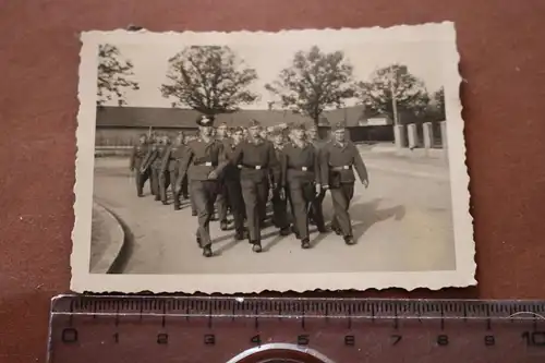 altes Foto - Kompagnie Soldaten Luftwaffe am marschieren