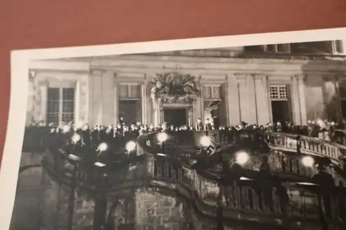 zwei alte Fotos - großer Aufmarsch - Feier Schloss Fontainebleau 21.07.1940 ?