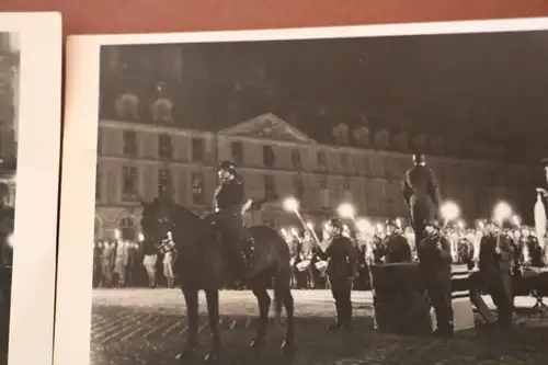 zwei alte Fotos - großer Aufmarsch - Feier Schloss Fontainebleau 21.07.1940 ?