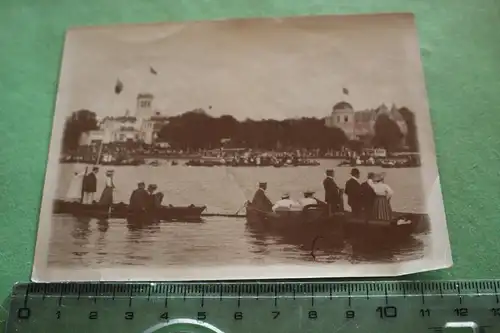 tolles altes Foto - Personen in Ruderbooten - Hamburg - 1900-1920 ???