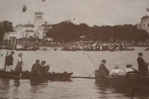 tolles altes Foto - Personen in Ruderbooten - Hamburg - 1900-1920 ???