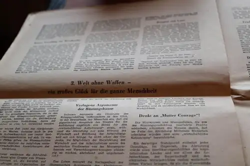 alte Zeitung ?  N.S. Chruschtschow - Weltumspannenden Antikriegsbund der Völker