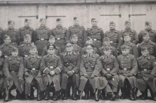 tolles altes Gruppenfoto - Flak-Batterie 1941 an der ???